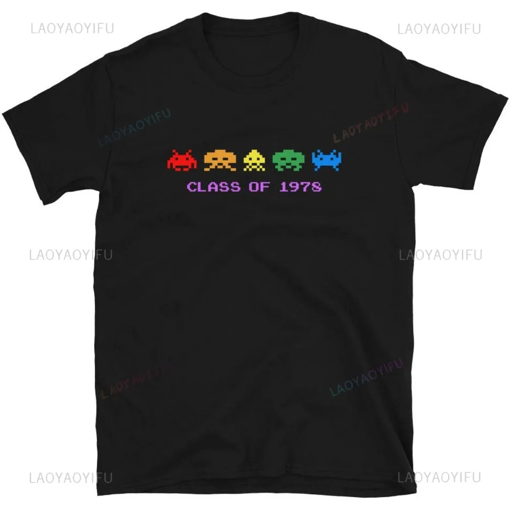 เสื้อยืดผู้ชายย้อนยุคลำลองสไตล - Retro Gaming Gamestop บทวิจารณ์และราคา